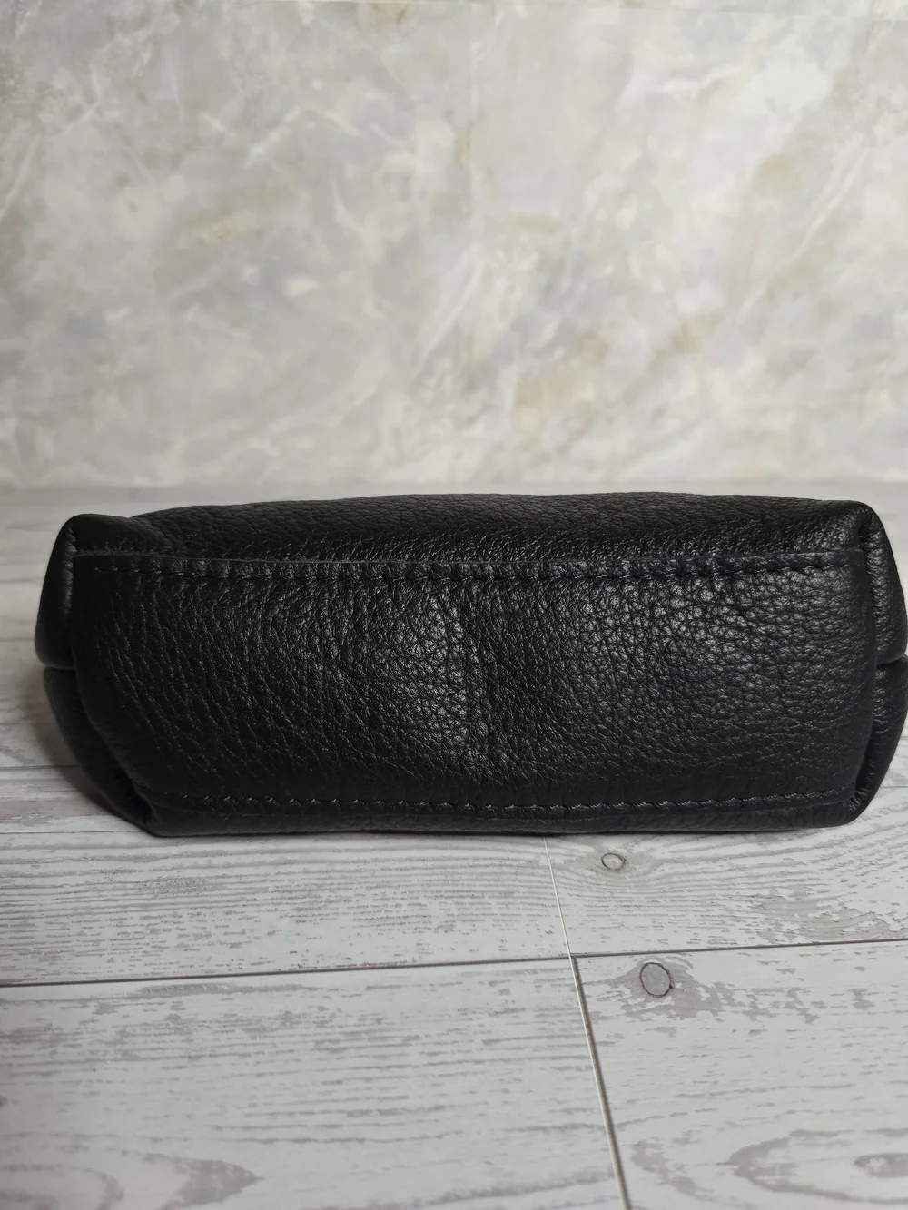 Eclipse Cosmetic Bag - Picture 6 of 7